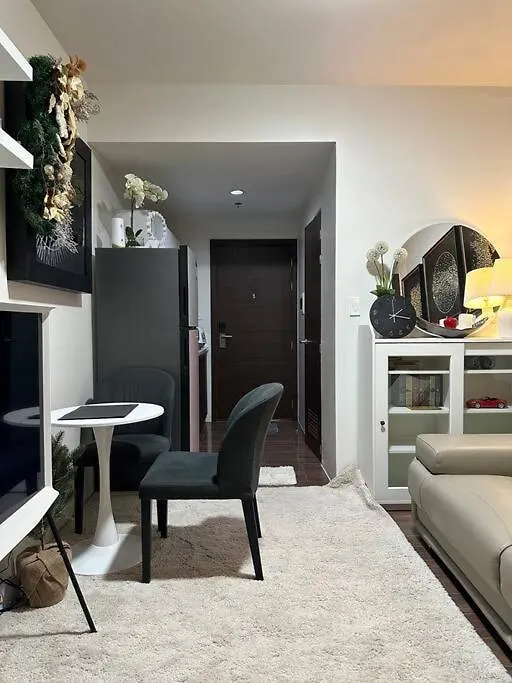 My Hideaway@Air Apartment Manila 0*,