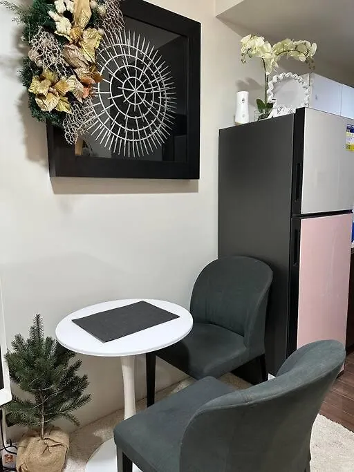 My Hideaway@Air Apartment Manila